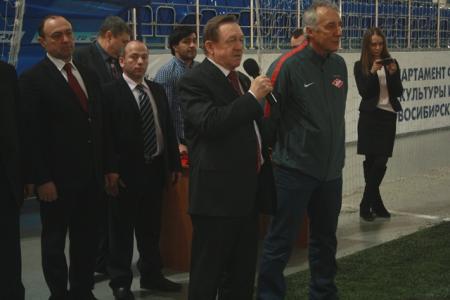 Спорт объединяет: В Новосибирске прошел «Кубок дружбы народов» по мини-футболу