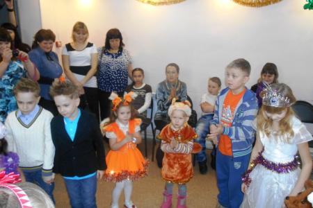 Курганские коммунисты организуют новогодние утренники для детей