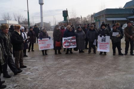 Пензенская область. Жители села Лопатино устроили массовый митинг против реформы системы здравохранения