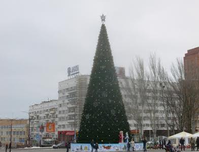 Новогодние сладости детям Новороссии от коммунистов Дона и Якутии