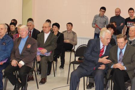 Белгородские коммунисты провели торжественный концерт в честь 135-летия со дня рождения И.В. Сталина 