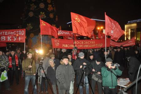 Митинг протеста в Санкт-Петербурге: Курс правительства ведет страну к катастрофе!
