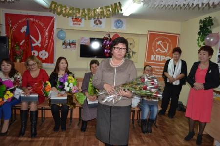 Республика Калмыкия. Поздравления с Днем Матери