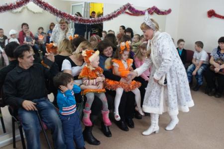 Курганские коммунисты организуют новогодние утренники для детей