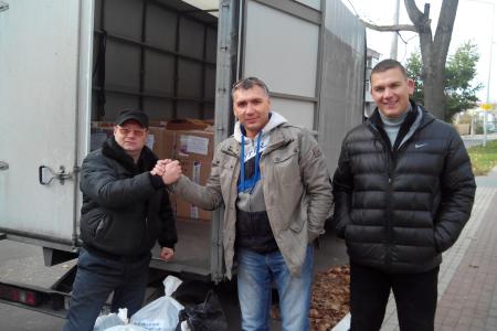 "Своих в беде не бросаем!". Белгородские коммунисты отправили гуманитарную помощь Новороссии