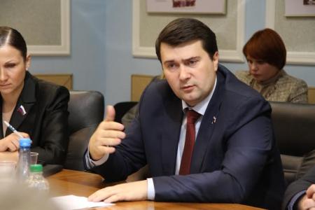 Депутат-коммунист Олег Лебедев принял участие в парламентских встречах Тульской областной Думы «Национальное самосознание народа и культура политики»