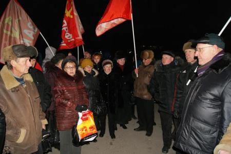 Сталинградские коммунисты продолжат отстаивать интересы рабочих «Химпрома»