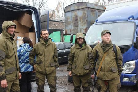 Уральские депутаты-коммунисты доставили гуманитарный груз в Новороссию