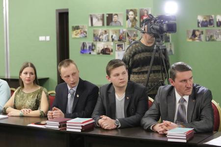 Г.А. Зюганов вручил дипломы выпускникам Центра политической учебы