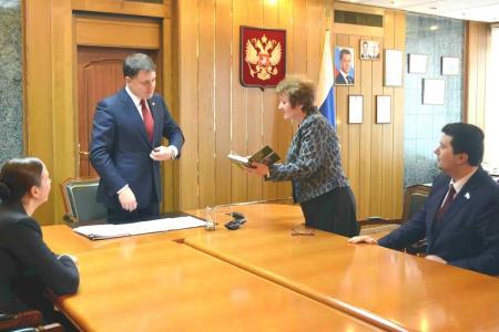 Депутат Госдумы О.А. Лебедев обсудил с Губернатором Тульской области В.С. Груздевым вопросы увековечивания памяти В.А. Стародубцева