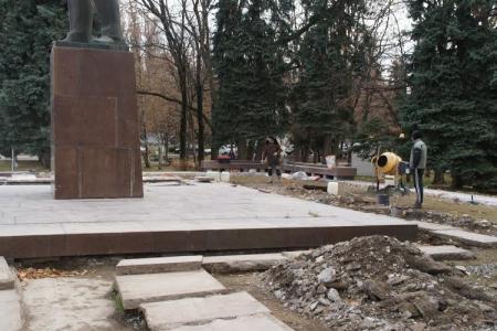 В Карачаево-Черкесии ведутся работы по восстановлению и реставрации памятников Ленину