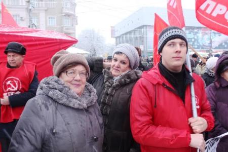 Требуем смены социально-экономического курса! Митинг объединенной оппозиции в Саратове