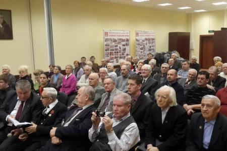 Воронежские коммунисты провели торжественный вечер, посвященный 135-летию со Дня рождения И.В. Сталина