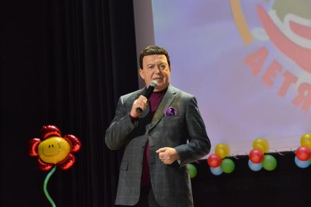 Г.А. Зюганов принял участие в праздничном мероприятии «Дети России - детям Донбасса»