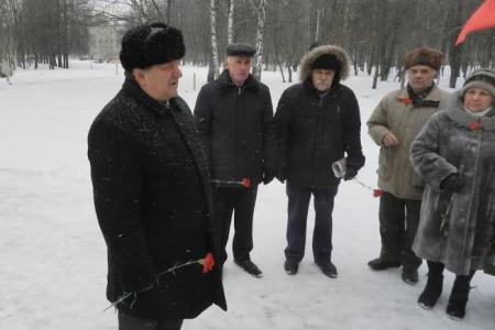 Об этом важно помнить! Рязанские коммунисты провели акцию памяти жертв фашизма