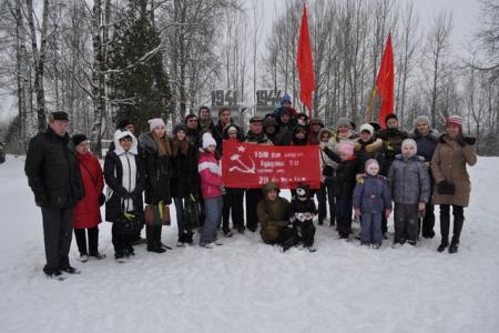 Санкт-Петербург. Коммунисты и комсомольцы почтили память защитников города Ленина