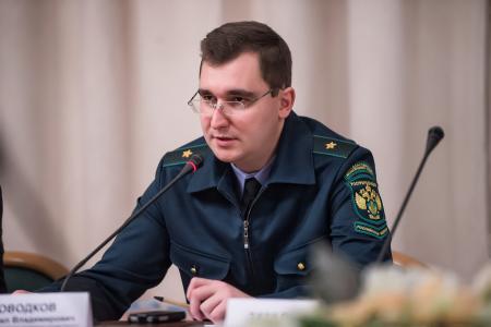 О.А. Лебедев провел в Госдуме круглый стол по проблемам качества атмосферного воздуха 
