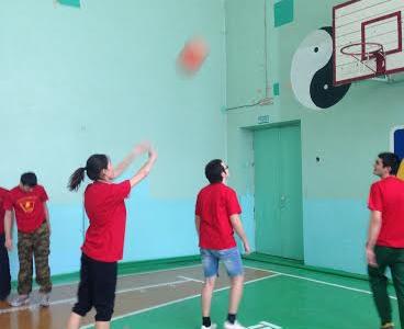 День студента комсомольцы и коммунисты Белгорода отметили по-спортивному! 