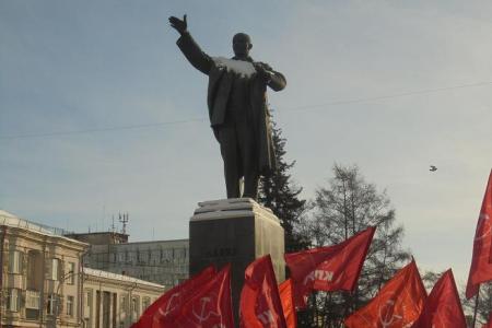 Иркутские коммунисты почтили память вождя пролетариата