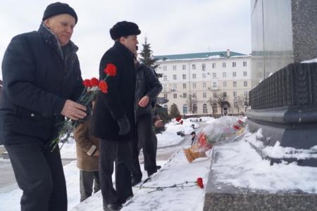 Пенза. Ленин – не икона, а гений революции!