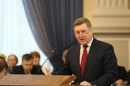Новосибирск. Депутаты горсовета единогласно одобрили работу мэра-коммуниста
