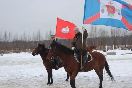 Казачество и «Русский Лад» организовали в пригороде Санкт-Петербурга школу верховой езды
