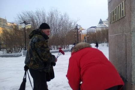 Коммунисты Ямала отдали дань уважения памяти В.И. Ленина