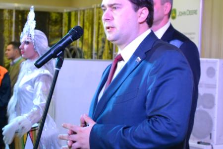 О.А. Лебедев принял участие в общероссийском форуме, посвященном лесной отрасли