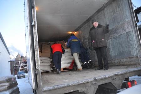 В помощь народу Донбасса. Из Подмосковья в Новороссию отправлен двадцать четвертый гуманитарный конвой