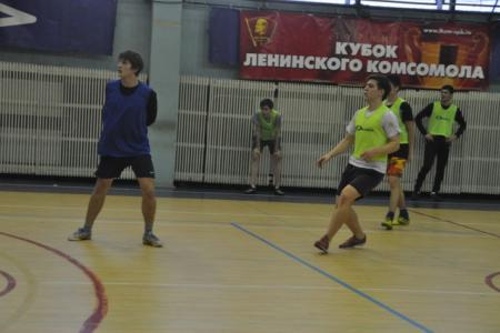 В Петербурге открылся второй турнир по мини-футболу на Кубок Ленинского комсомола