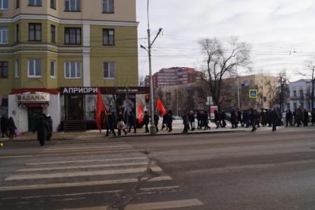 Пенза. Ленин – не икона, а гений революции!