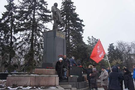 Ростовская область. Ленин - живее всех живых!