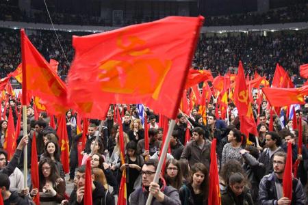 "Сильная КПГ - опора народа!". Коммунисты Греции отметили 96-ю годовщину основания партии
