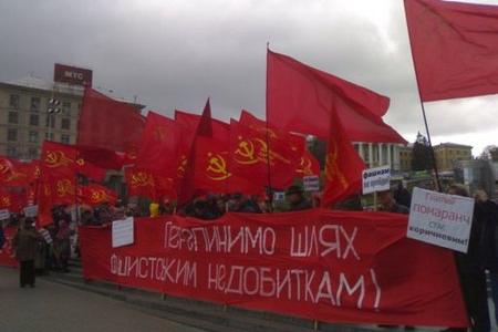 Петр Симоненко: Заявление Яценюка свидетельствуют о том, что фашизм стал государственной идеологией в Украине