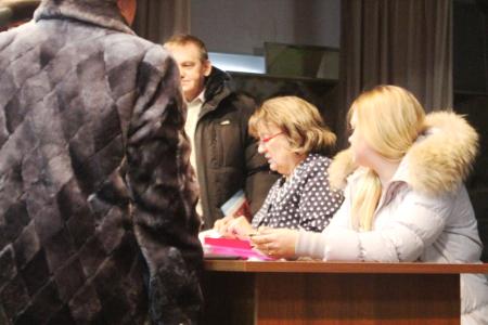О.Н. Алимова встретилась с избирателями города Петровска Саратовской области