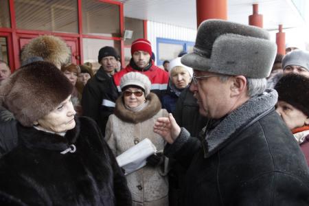 Ярославские коммунисты помогают рабочим в спасении "Русьхлеба"