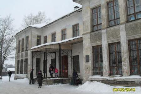 Поликлиники Костромы: отнимем у бедного, отдадим нищему