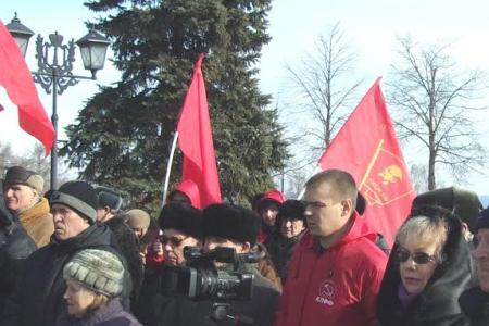 В Ульяновске прошел митинг в честь 97-ой годовщины создания Красной Армии