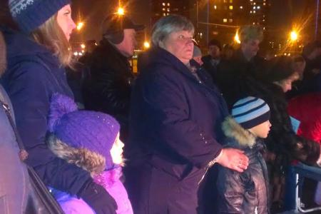 Москва. «Мы не верим обещаниям!» Жители Царицыно собирают подписи за немедленное закрытие Центра тестирования мигрантов