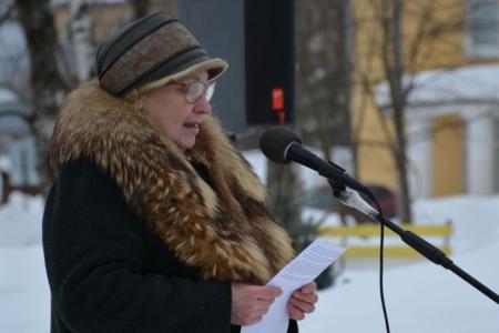 Сменить губительный либерально-экономический курс! Коммунисты вышли на митинг в городе Грязовце Вологодской области