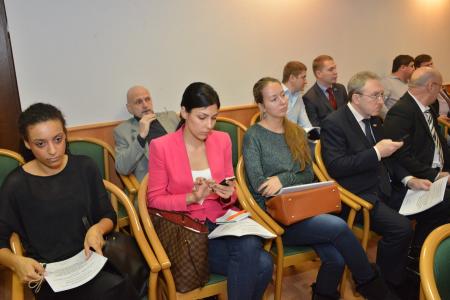 Коммунисты в Госдуме провели круглый стол по проблемам использования противогололедных материалов