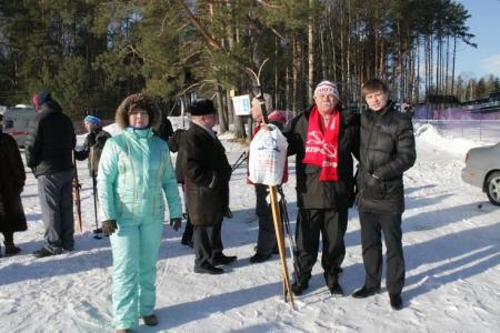 Псковская область. Коммунисты города Острова приняли участие в марафоне «Лыжня России»
