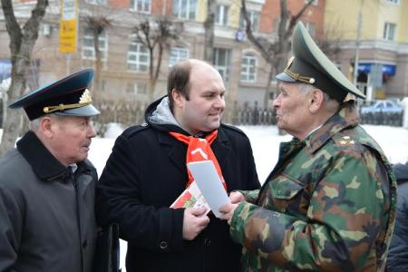 Рязанские коммунисты возложили цветы к Вечному огню