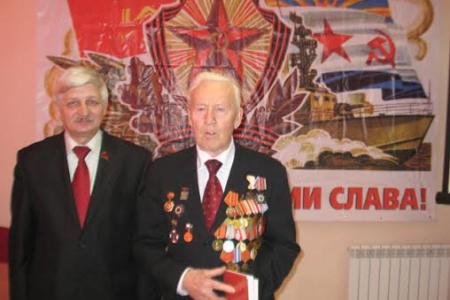 Белгородские коммунисты провели собрание в честь Дня Советской Армии