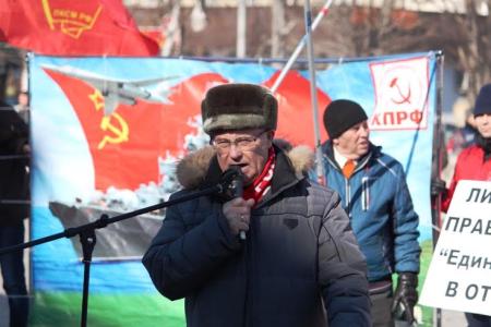 Возродим армию – возродим страну! Празднование 97-й годовщины создания Советской Армии и Военно-Морского Флота Саратовской области
