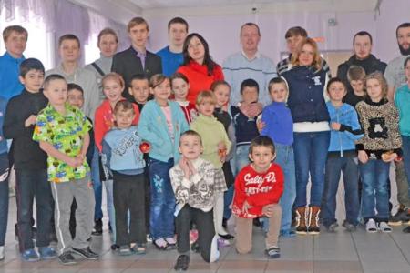 Комсомольцы Иванова вновь побывали в гостях у воспитанников Интердома