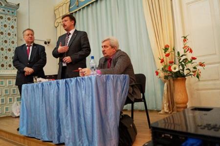 В Краснодаре прошла встреча депутатов-коммунистов с партийным активом