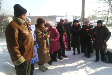 Алтайские коммунисты 23 февраля провели автопробег по селам Бийского района