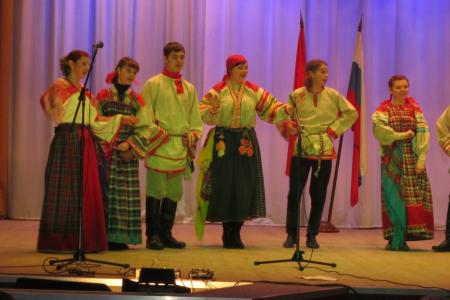 «Русские своих не бросают!». Тульские коммунисты провели благотворительный концерт в поддержку Новороссии