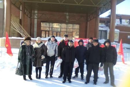 В городах Ямала прошли митинги, посвященные Дню Советской Армии и Военно-Морского Флота